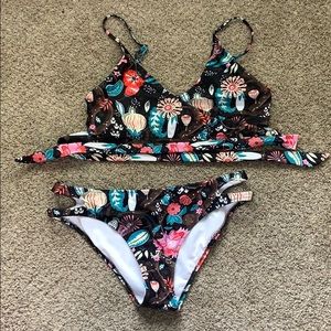 Floral adjustable cupshe swimsuit